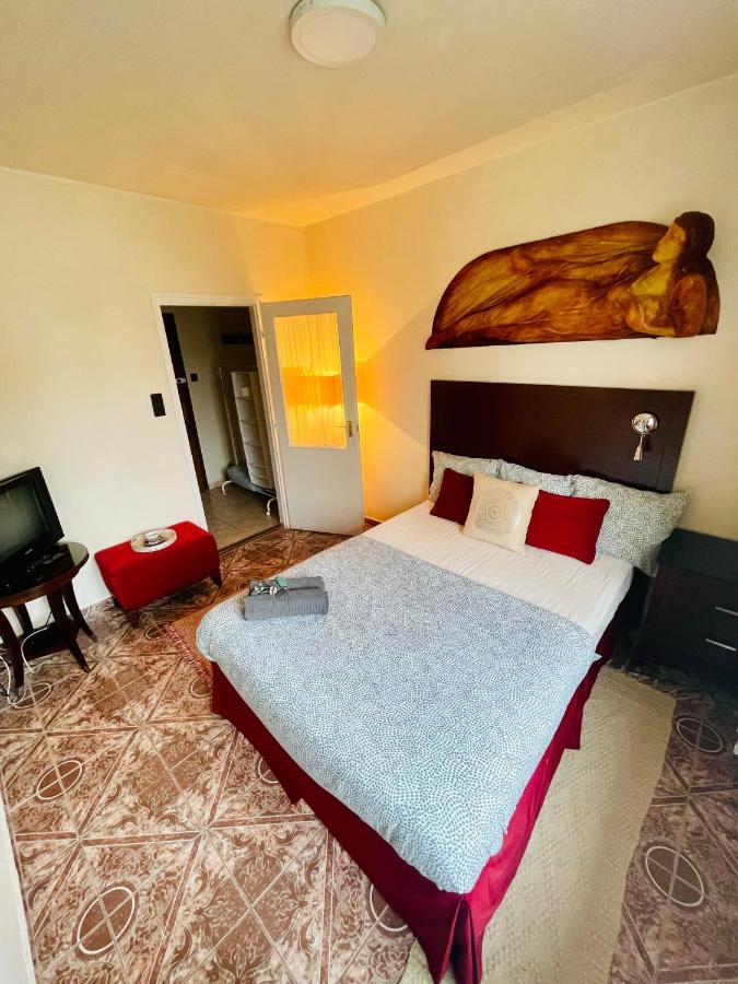 Hotel Katalin Panzio Budapest Esterno foto